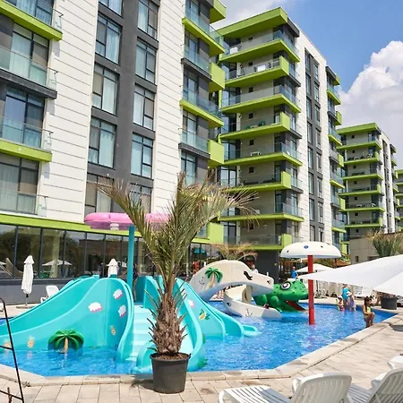 Apartament Fineloft Sea View Apartment-spa N Pools *