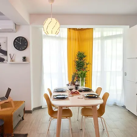Fineloft Sea View Apartment-spa N Pools *