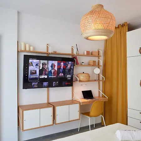 Fineloft Sea View Apartment-spa N Pools Apartment Năvodari