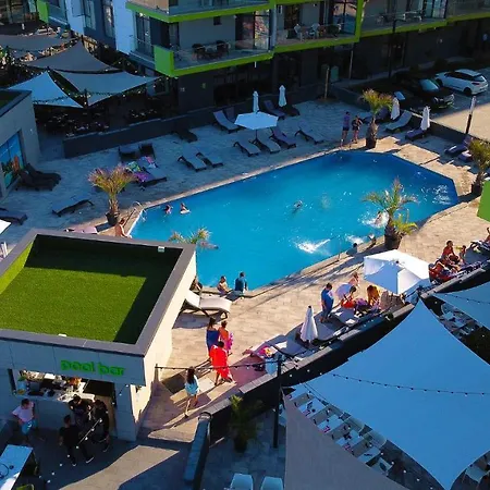 Apartment Fineloft Sea View Apartment-spa N Pools *