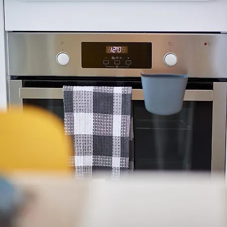 Fineloft Sea View Apartment-spa N Pools Daire