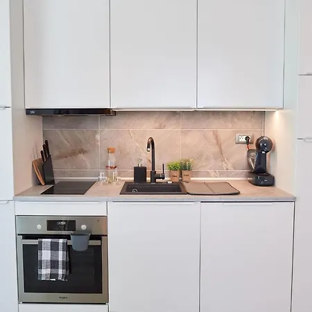 Fineloft Sea View Apartment-spa N Pools * Navodari