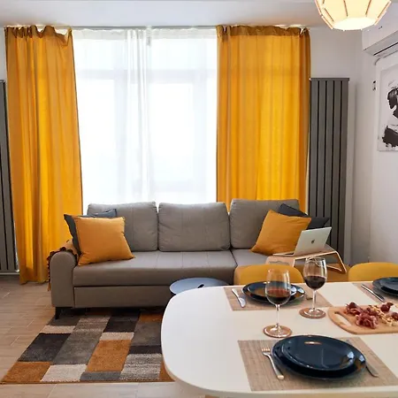 Daire Fineloft Sea View Apartment-spa N Pools