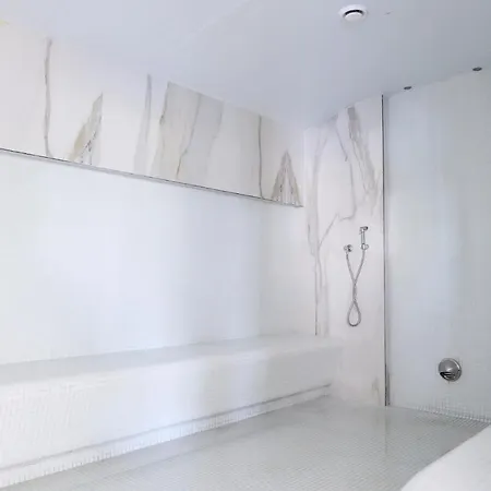 Apartment Fineloft Sea View Apartment-spa N Pools *