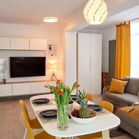 Fineloft Sea View Apartment-spa N Pools Navodari