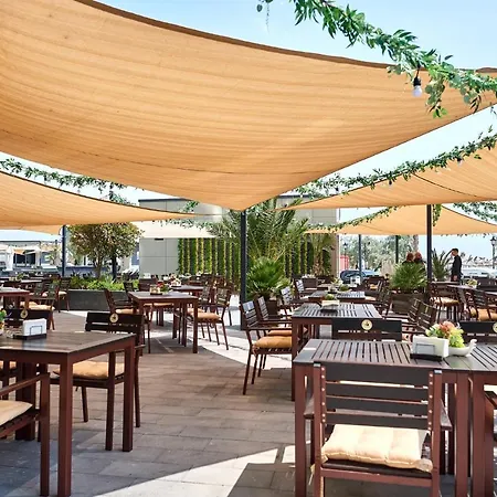 Fineloft Sea View Apartment-spa N Pools Apartment