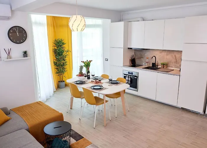 Fineloft Sea View Apartment-spa N Pools * Năvodari