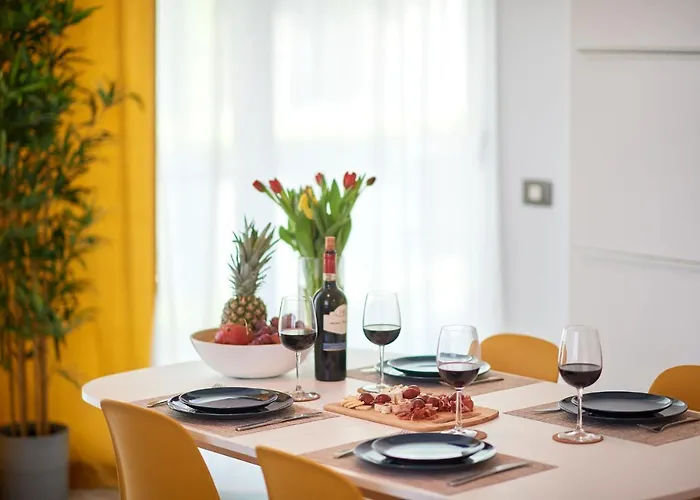 شقة Fineloft Sea View Apartment-spa N Pools Năvodari