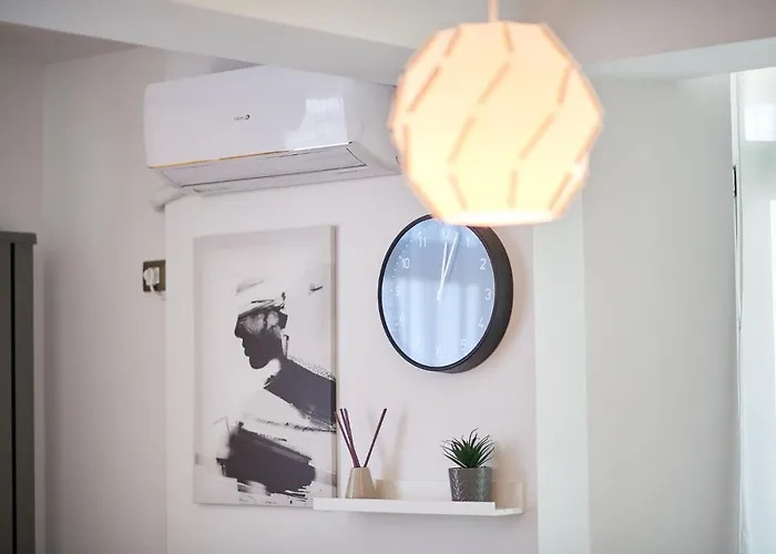 Fineloft Sea View Apartment-spa N Pools *