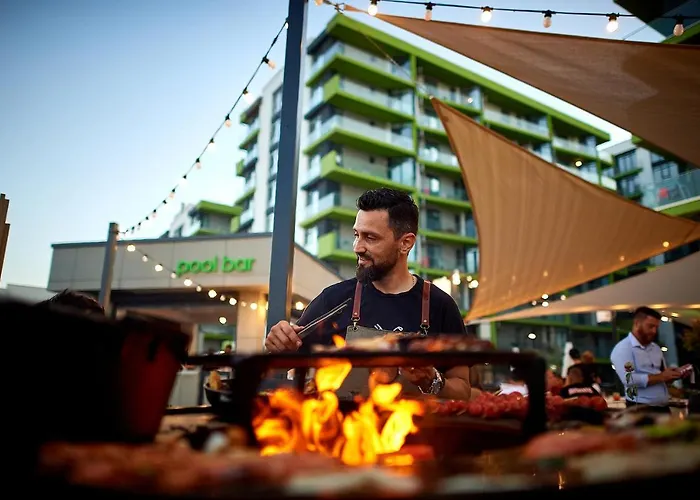 Fineloft Sea View Apartment-spa N Pools * Năvodari